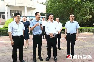 你目前能做什么来帮湖人？詹姆斯：训练/定时打卡/保持积极